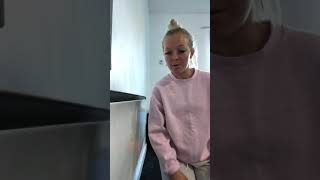 Bent arm wall stretch