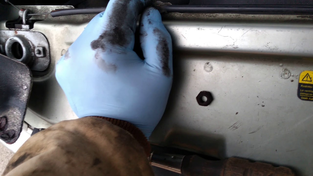 Saab 95 v6 radiator replacement part 5 YouTube