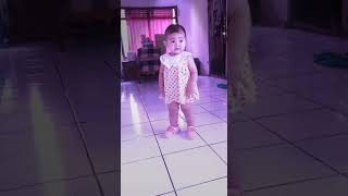 Sudah berjalan di usia 11 bulan..azzahra