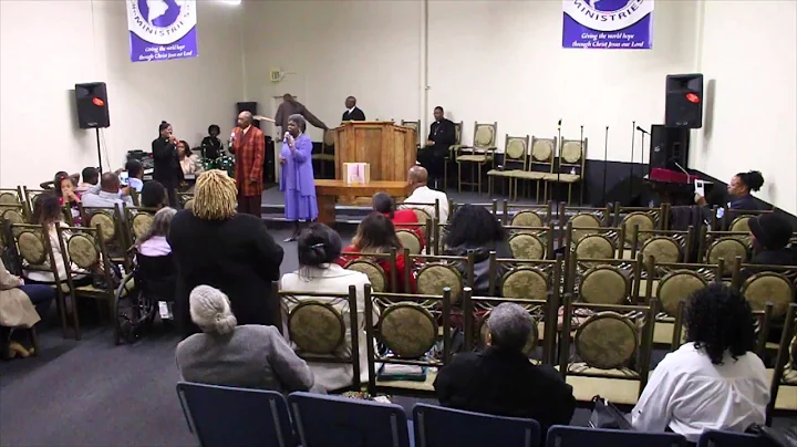 11-29-15 PROPHETESS JOYCE MCGOWAN SINGING AT HER S...