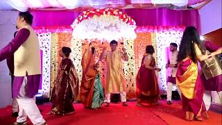 Tumi Ashe Pashe Thakle- Orni & Shoumik Holud Dance