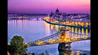 Video thumbnail of "Johann Strauss II - The Beautiful Blue Danube"