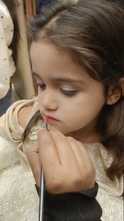 little girl model makeup #beauty #short #shorts #shortvideo #beautytips #makeup #makeupartist #girls