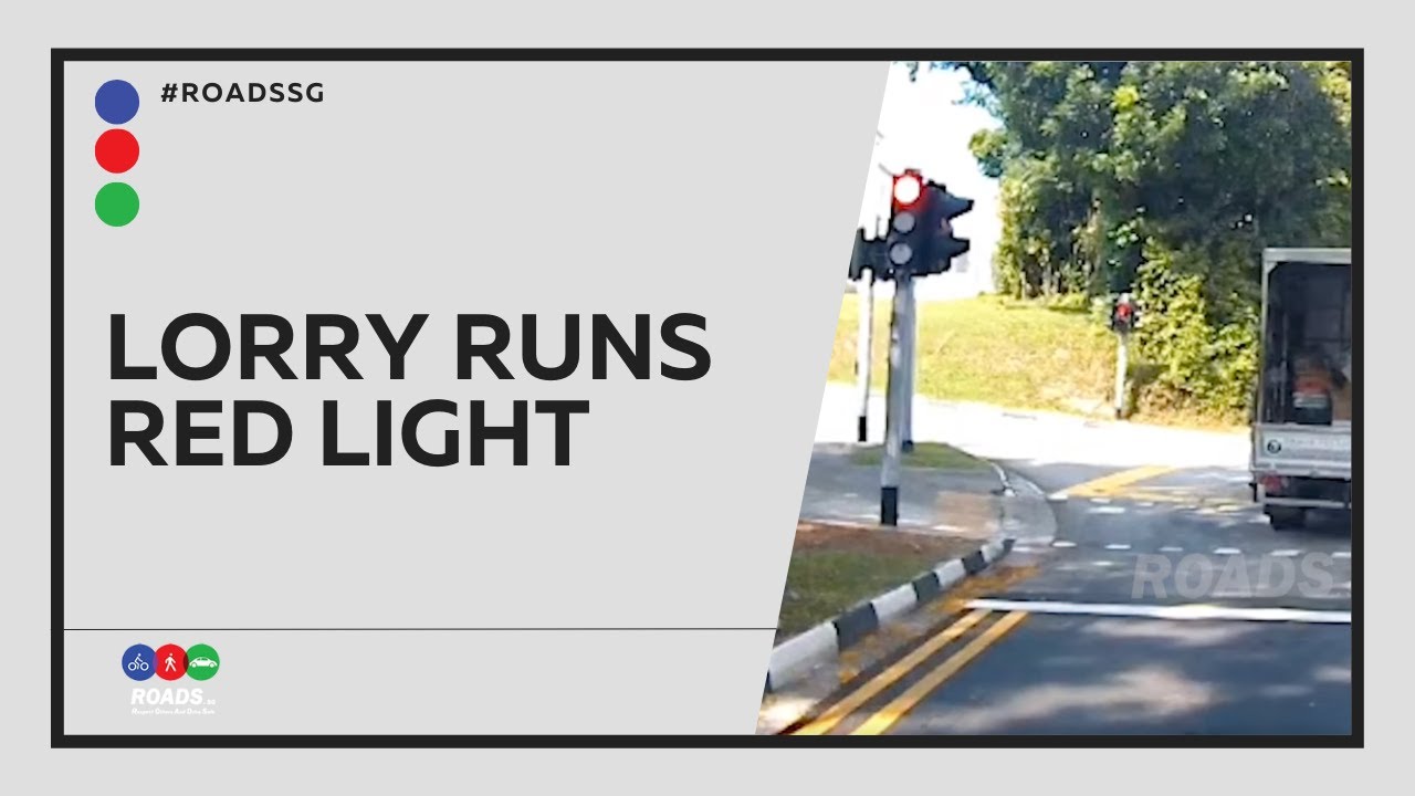 Lorry Runs Red Light - YouTube