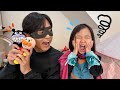 パパが泥棒になっちゃった?盗まれたアンパンマンをエルサの魔法で取り返せ! なのキッズ アンパンマン バイキンマン エルサ 泥棒 怖い 子ども 子ども向け 遊び おもちゃ 犯人 警察 逮捕 パトカー