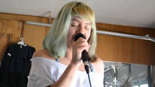 Anissa Singing