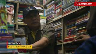 Berburu Novel Enny Arrow di Pasar Buku Palasari Bandung