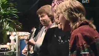 Video thumbnail of "ABBA  Thank You For The Music HQ Live Acoustic   Nöjesmaskinen '82"