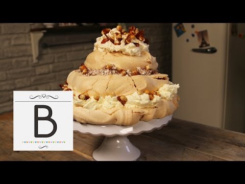 wedding-cake-alternative-meringue-stack-|-bridal-bites-s2e8/8