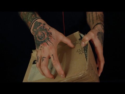 ASMR Tapping & Scratching a Cardboard Box