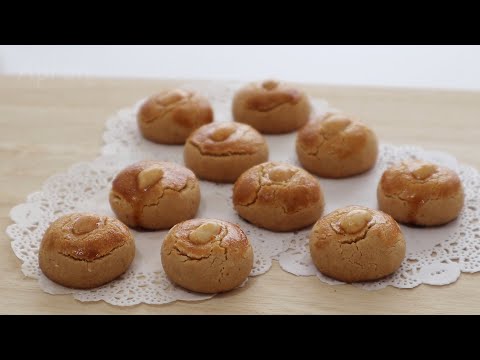 Video: Mga Peanut Cookies Na May Pagpuno Ng Liqueur
