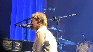Tom Odell Grow Old With Me Live