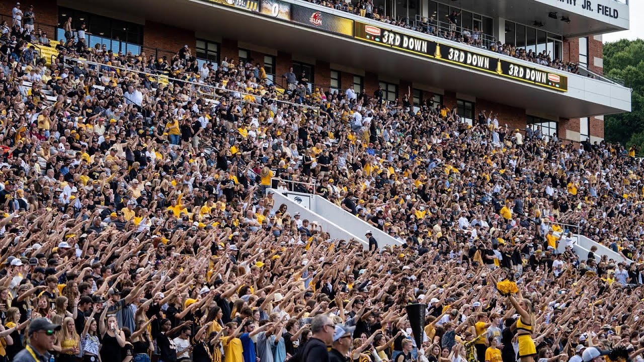 College Football Every Team’s Loudest Crowd Reaction from the 2022 Season (Part 2) YouTube