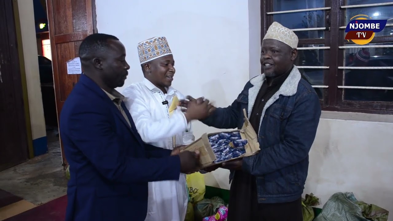 MBUNGE MWANYIKA AWAKUMBUKA WAISLAMU MSIKITI WA  WILAYA YA NJOMBE ACHANGIA FUTARI