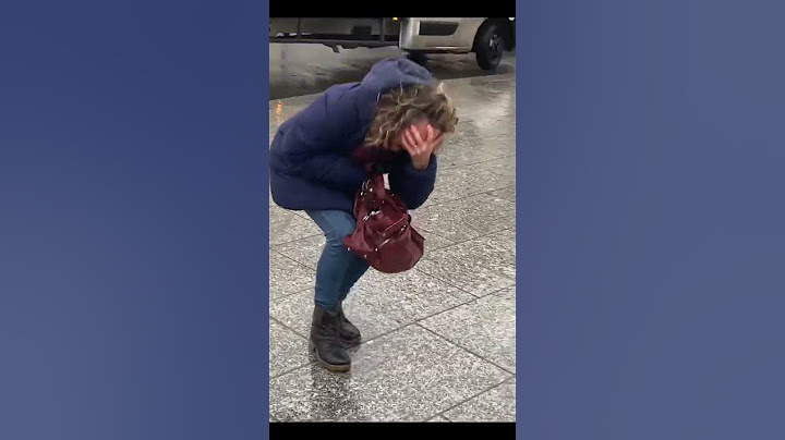 Son chien est mort écrasé ..😭  #repost  #tiktok  #triste #sad