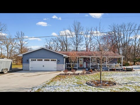 808 Spring Lake Rd, Mahomet, IL home video tour