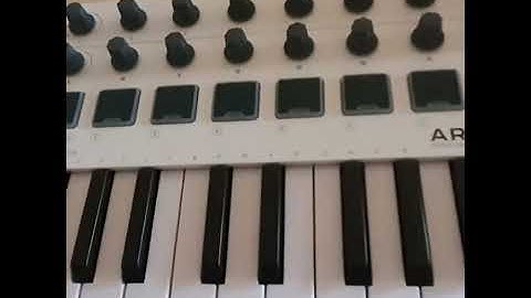 New Macbook Pro 13 touch + Arturia Minilab MkII