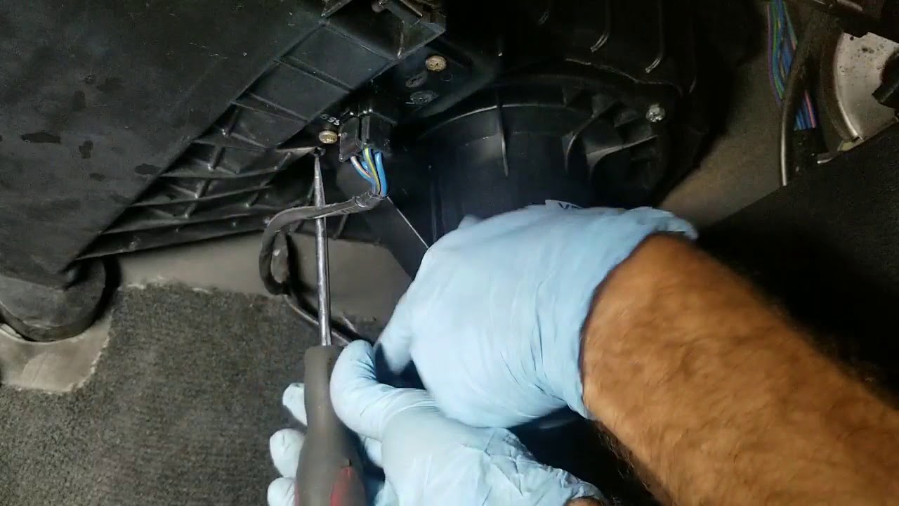 Dodge Ram HVAC Blower Motor Replacement - YouTube