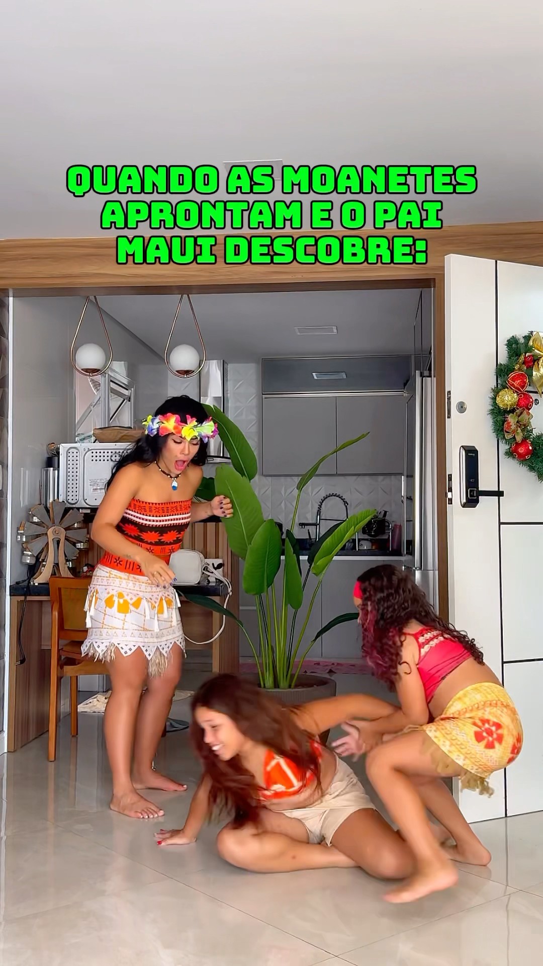 O que será que a MOANETES FIZERAM?​⁠@mayca.brasil #moana #maui #funnymemes #short #shorts