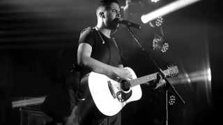 Video thumbnail of "Cairokee - El Seka Shmall - LIVE"