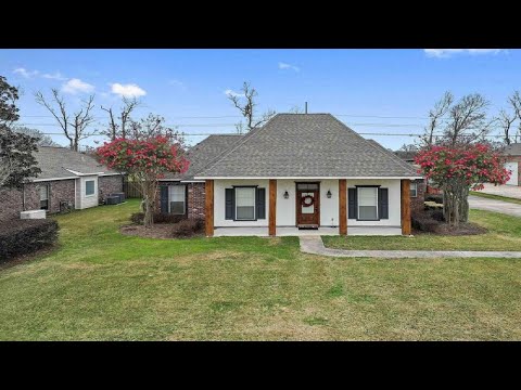 8778 Wyeth Dr, Denham Springs, LA home video tour
