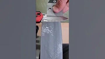 سن السكين بالماء Sharpening A Knife With Water 