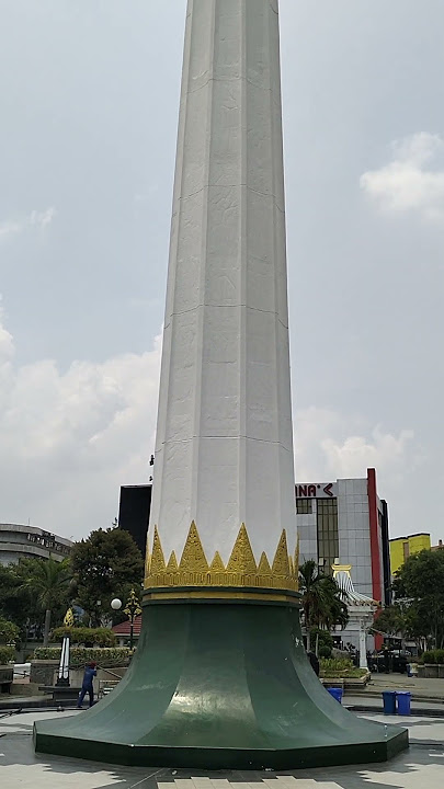 MONUMEN TUGU PAHLAWAN SURABAYA #monumen #tugupahlawan #arekareksuroboyo