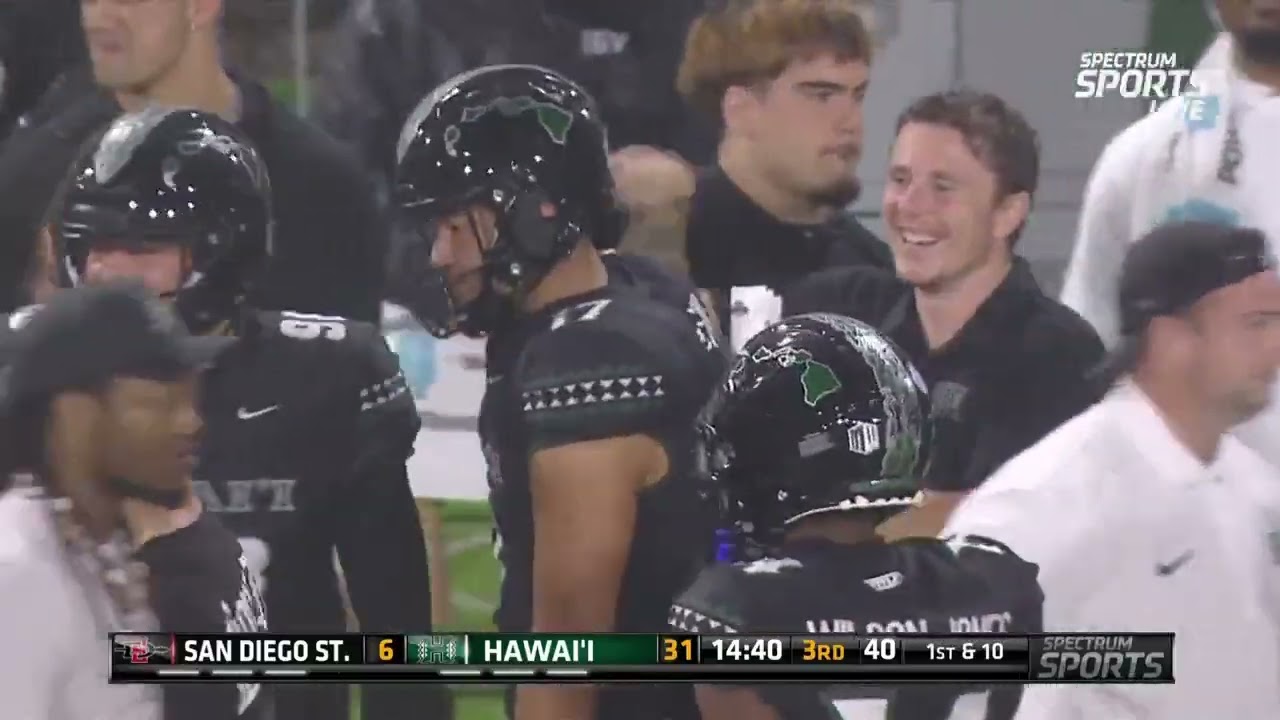 Kansei Matsuzawa Makes First Career Tackle