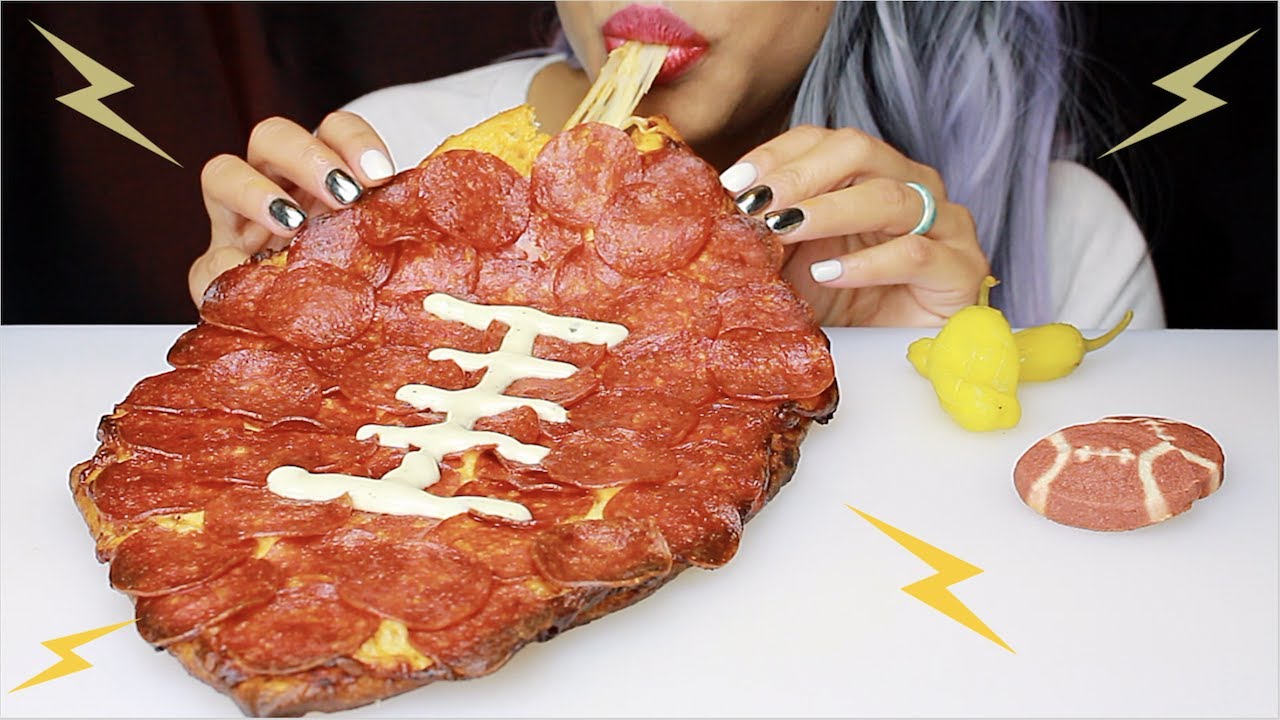 ASMR FOOTBALL PIZZA - Pepperoni - Pepperoncini - Football Sugar Cookies - Eating Sounds - No Talking