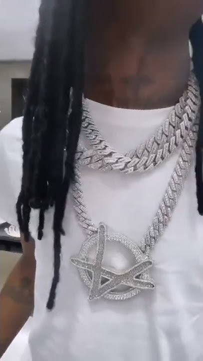 playboi carti new chain - YouTube image.