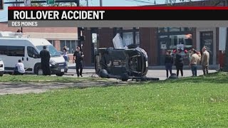 Road reopened following rollover accident in Des Moines