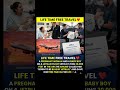JetBlue Air Hostess Give Life Time Free Travel Certificate To New Born Baby #airport