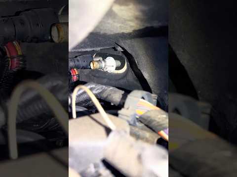 Chevy 1500 Heater Core Inlet & Outlet Hose Replacement, 4.3L V6 #diy #mechanic #truck #chevrolet