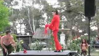 Contortionist Ends Up In Box - Ruby Rubberlegs (Rani Huszar)