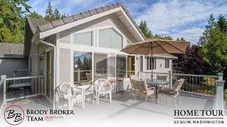 Single-Story Home With Olympic Mountain Views in Sequim, WA