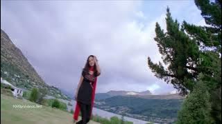 *உந்தன் கண்கள் ஓரத்தில்  தீட்டி வைத்த மை*