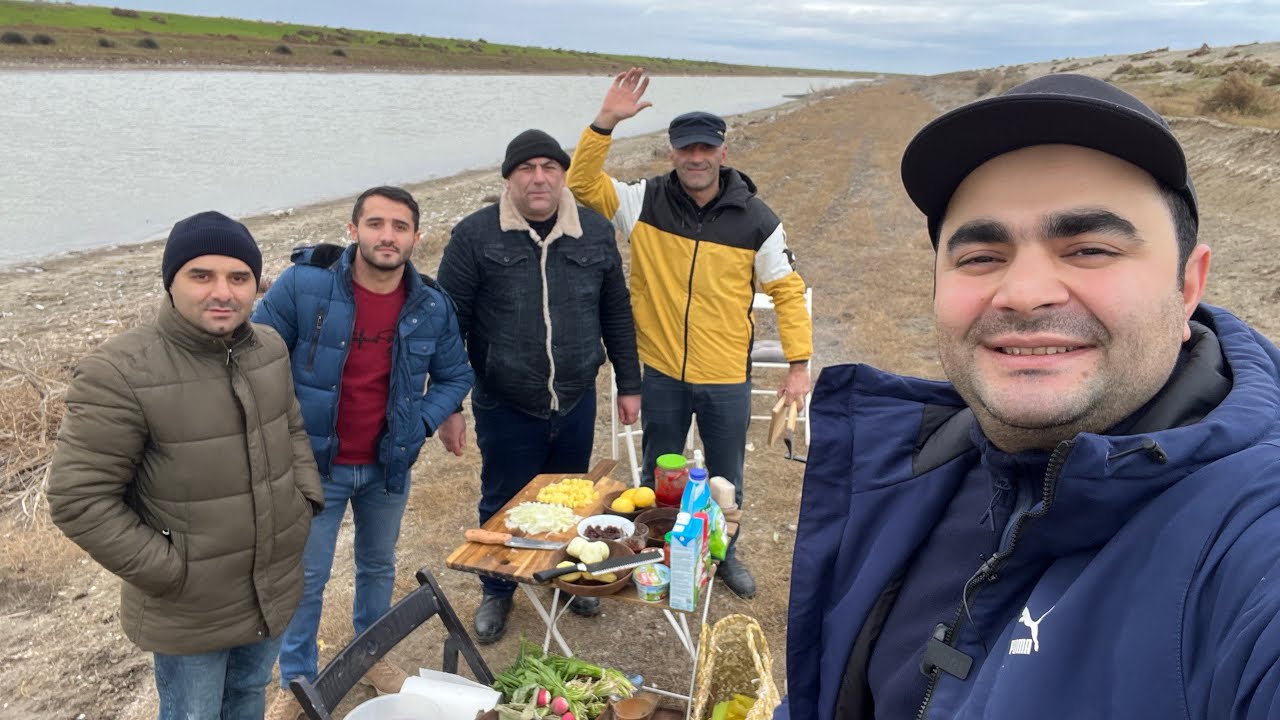 Yeməkxana - İlan balığı ovlayıb Neftçala sayağı qovurma etdik #balıqovu