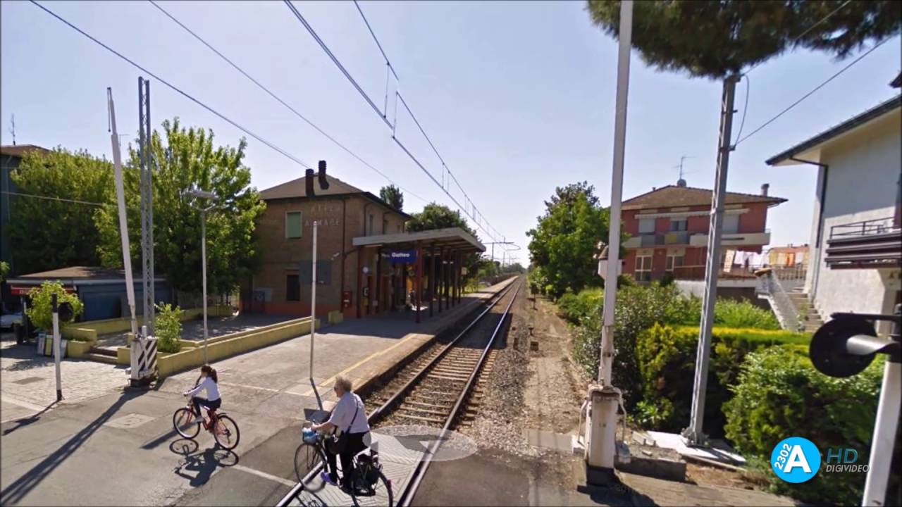 Annunci alla Stazione di Gatteo a Mare *Summer 2016*