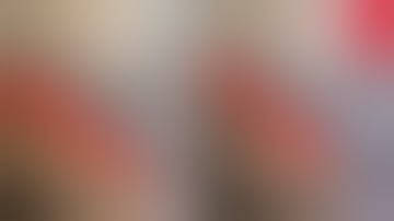 Escalator malfunction: Hong Kong escalator reverses, speeds up injuring 18 people - TomoNews