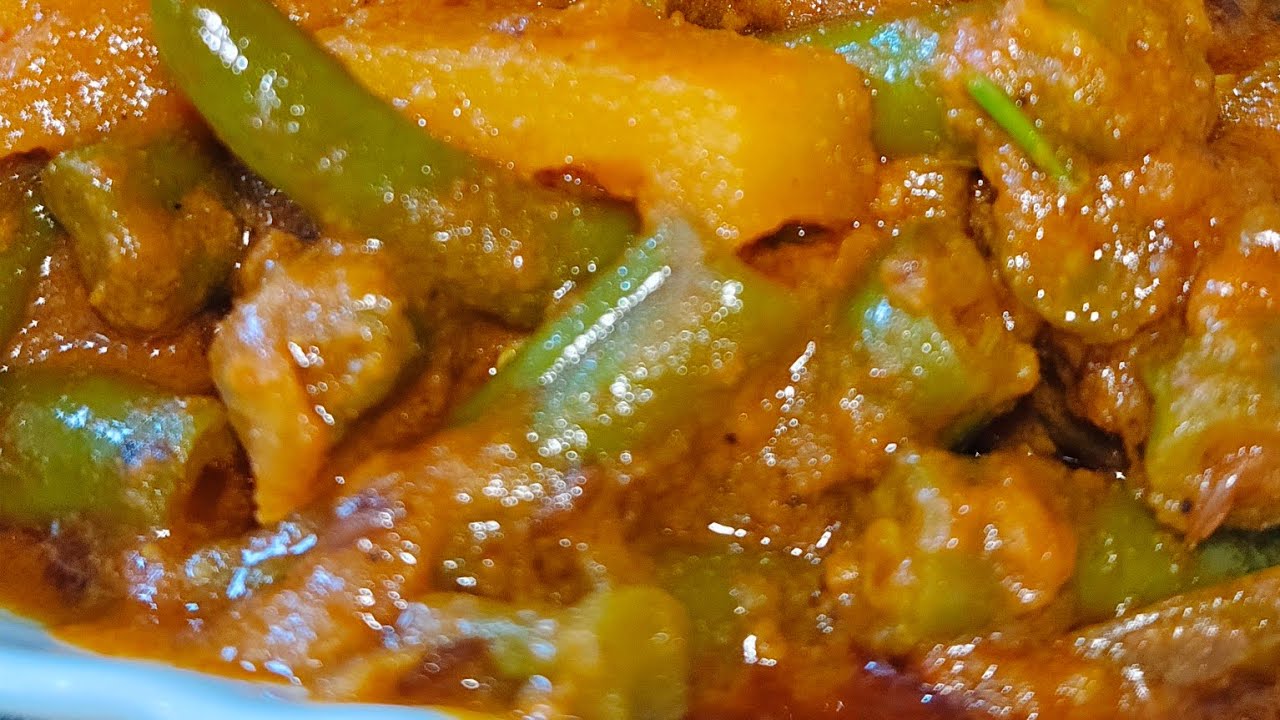 “Cooker Me 15 Minute Me Dhaba Style Aloo Beans | Secret Masala Trick” | 