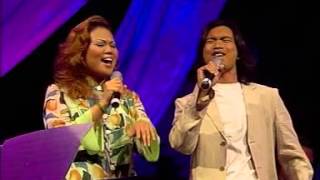 Anuar Zain & Fairuz Hussein - Kali Pertama (Live)