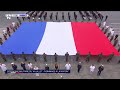 14-Juillet: un immense drapeau français déployé place de la Concorde