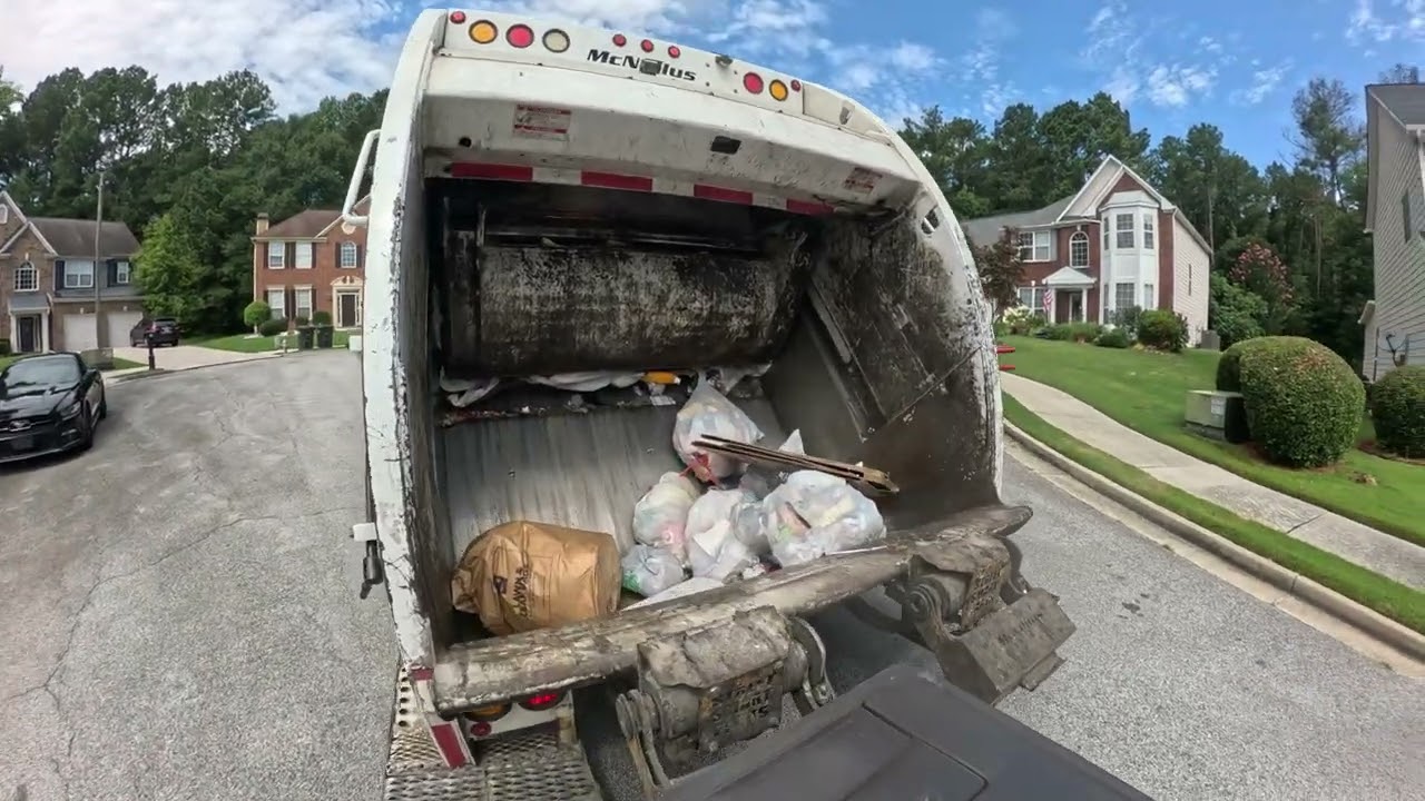 Bulk Garbage Pickup REAL Garbage Man POV & HUGE Mattress crushed w/ Can Man Cam | ASMR | 4K Full UHD