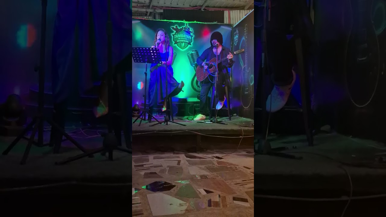 JUSTINE DRAPER ACOUSTIC WITH  AUGUST