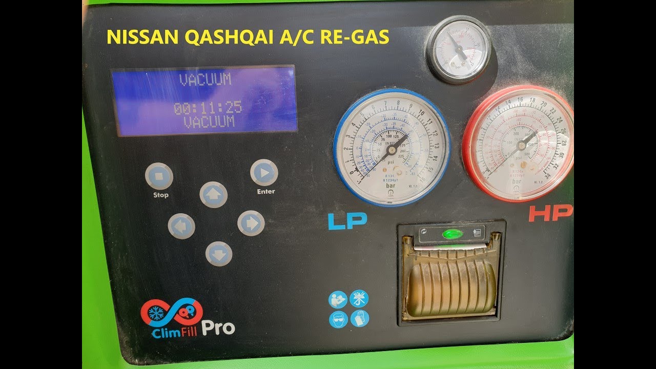 Opmuntring niece spektrum Nissan Qashqai Air Conditioning Recharge. - YouTube