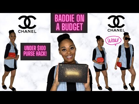 Unboxing the gift bag from a Chanel Holiday Event last night ♥️ #chane