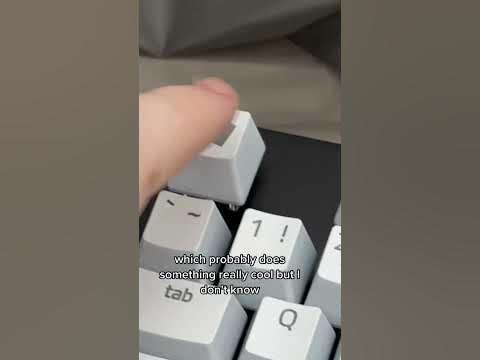 i bought the roblox razer keyboard - YouTube