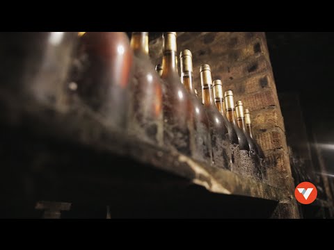 Videó: 5 Lenyűgöző Bár és Sörfőzde, Amelyek Egykor Templomok Voltak