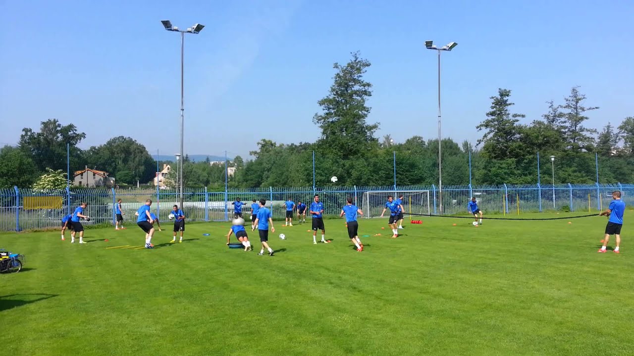 Kruhový trénink - fotbal II. - YouTube