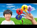 다양한 색깔의 풍선 놀이! 슈퍼히어로 신나는 핑거패밀리송 춤댄스! Finger Family Song | Nusery Rhymes | Kids songs - 토이벌룬TV